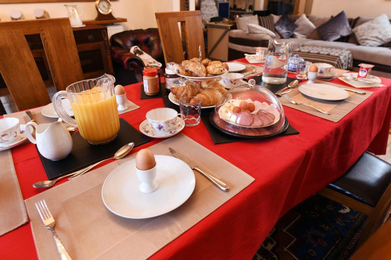 Bed and Breakfast Cilbrwyn Суонси Экстерьер фото